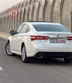 تويوتا أفالون